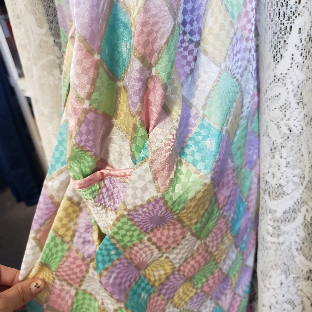 Vintage Mary Mcfadden Iridescent Pastel Robe - Picture 6 of 7